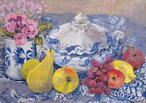 果物と青と白のTureen